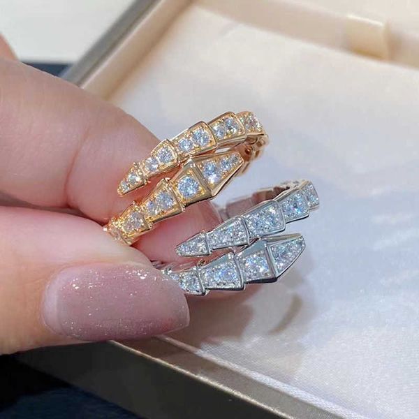 bvlgas earring jewelry snake bone opening couple set with 18k rose gold snake shape fashion light luxury new, Silver
bvlgas earring jewelry snake bone opening couple set with 18k rose gold snake shape fashion light luxury new, Silver