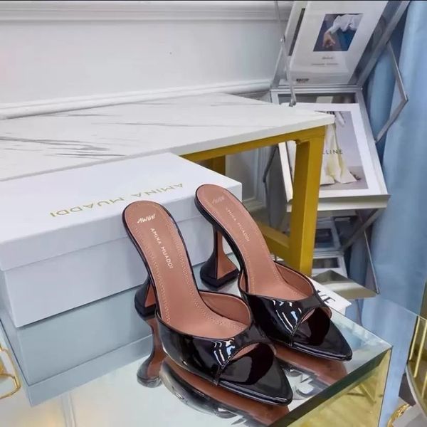 2023 amina muaddi designers heels womens sandals high heeled shoes pointed toesl crysta buckle summer wedding dress heel strap genuine leath, Black
2023 amina muaddi designers heels womens sandals high heeled shoes pointed toesl crysta buckle summer wedding dress heel strap genuine leath, Black