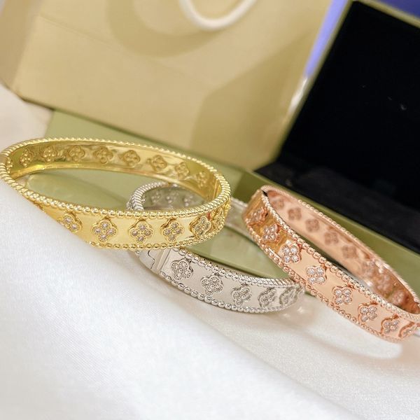 brand designer clover bangle bracelet for women s925 sterling silver full crystal four leaf sweet clover flower cuff valentine party gift wi, Black
brand designer clover bangle bracelet for women s925 sterling silver full crystal four leaf sweet clover flower cuff valentine party gift wi, Black