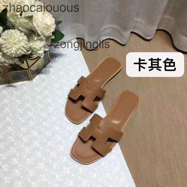 slippers slipper h bear designer oran shoes women's summer baida sandal 2023 color matching leatflat sandals for tourism litchi pattern
slippers slipper h bear designer oran shoes women's summer baida sandal 2023 color matching leatflat sandals for tourism litchi pattern