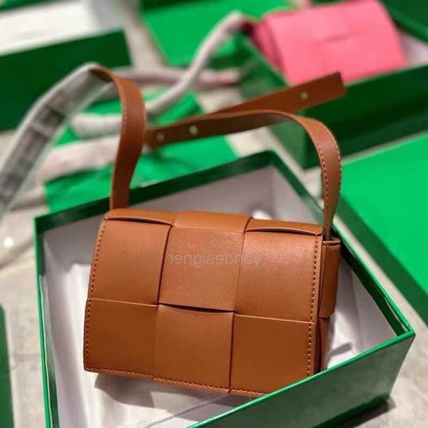 designers bags venetabottega b woven women's bag green 6 grid small square pillow genuine leather chest mini shoulder
designers bags venetabottega b woven women's bag green 6 grid small square pillow genuine leather chest mini shoulder