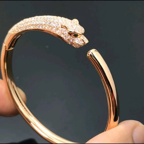 fashion tennis snake bone bracelet snake head bracelets gold and silver female spirit narrow version diamond new horseshoe bracelet, Black 
fashion tennis snake bone bracelet snake head bracelets gold and silver female spirit narrow version diamond new horseshoe bracelet, Black