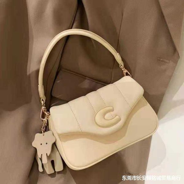 2023 new spring/summer luxury street heart paulo one shoulder underarm popular for women this year's crossbody bag66
2023 new spring/summer luxury street heart paulo one shoulder underarm popular for women this year's crossbody bag66