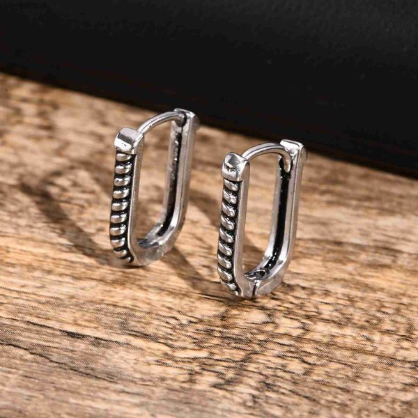 stylish geometric hoop earrings for men jewelry waterproof stainless steel u style huggies earring brincos masculinos l230620, Golden;silver
stylish geometric hoop earrings for men jewelry waterproof stainless steel u style huggies earring brincos masculinos l230620, Golden;silver