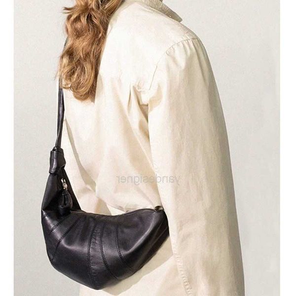 lemaires designers bags cow horn bun sheepskin small market minimalist street women's song genuine leather crossbody solid color dumpli
lemaires designers bags cow horn bun sheepskin small market minimalist street women's song genuine leather crossbody solid color dumpli