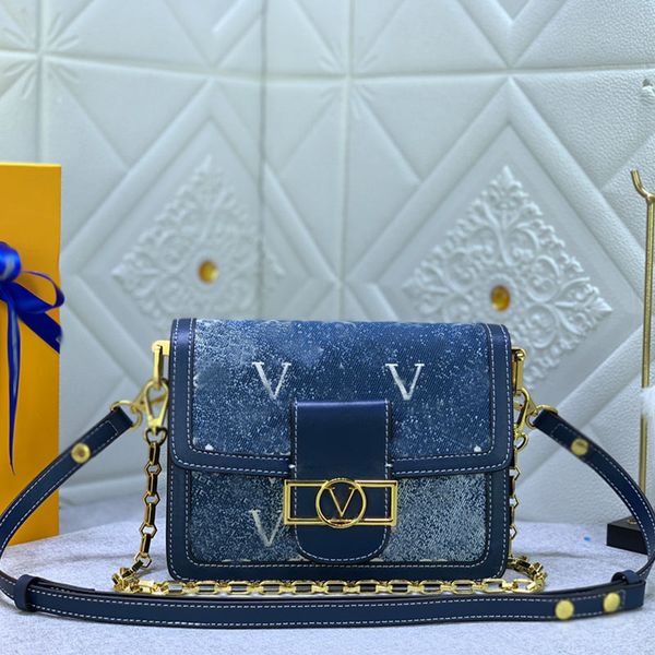 luxury designer bag women handbag cowboy clamshell leather messenger crossbody bag chain shoulder bag womens purse vintage printed crossbody
luxury designer bag women handbag cowboy clamshell leather messenger crossbody bag chain shoulder bag womens purse vintage printed crossbody