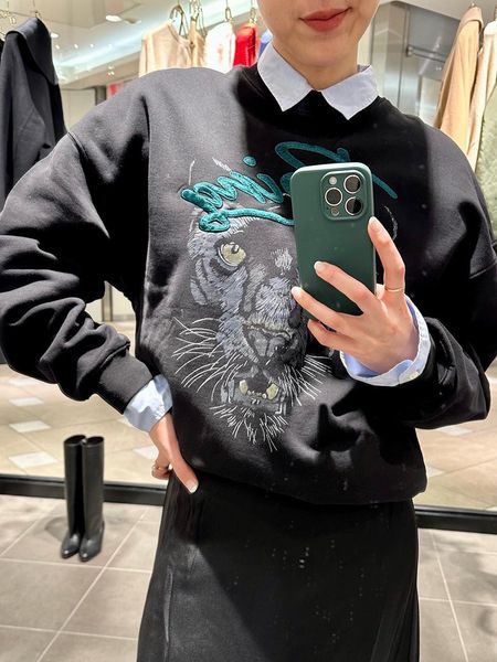 womens hoodies sweatshirts leopard graphic letter for women fashion hooded pullovers vintage female loose sweatshirt spring autumn 230725, Black
womens hoodies sweatshirts leopard graphic letter for women fashion hooded pullovers vintage female loose sweatshirt spring autumn 230725, Black
