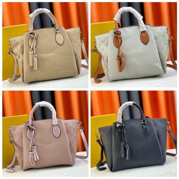 popular large capacity shopping bag 2023 selling cowhide women's tassel oblique shoulder handbag fashion classic good buyer recommendat
popular large capacity shopping bag 2023 selling cowhide women's tassel oblique shoulder handbag fashion classic good buyer recommendat