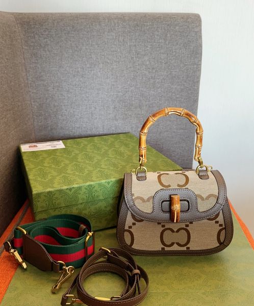 designer bag classic phone bag fashion women's bamboo joint bag shoulder bag wallet letter bamboo bag portable mini bag
designer bag classic phone bag fashion women's bamboo joint bag shoulder bag wallet letter bamboo bag portable mini bag