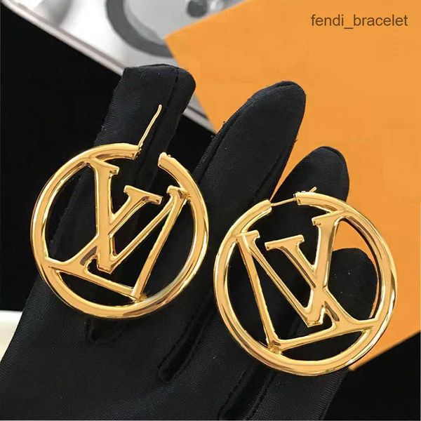 luxury stud big gold hoop earring for lady women orrous girls ear studs set designer jewelry earring valentine's day gift engagement, Golden;silver
luxury stud big gold hoop earring for lady women orrous girls ear studs set designer jewelry earring valentine's day gift engagement, Golden;silver