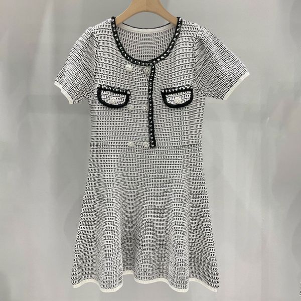 designer dress women designer clothing round neck short sleeves woven slim fit elastic a-line skirt, Black;gray
designer dress women designer clothing round neck short sleeves woven slim fit elastic a-line skirt, Black;gray