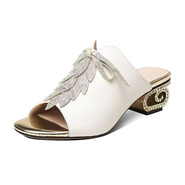 wedge-heeled slippers female 2 summer new thick-heeled women's fishmouth sandals and slippers drag with roman feng shui diamond, Black
wedge-heeled slippers female 2 summer new thick-heeled women's fishmouth sandals and slippers drag with roman feng shui diamond, Black