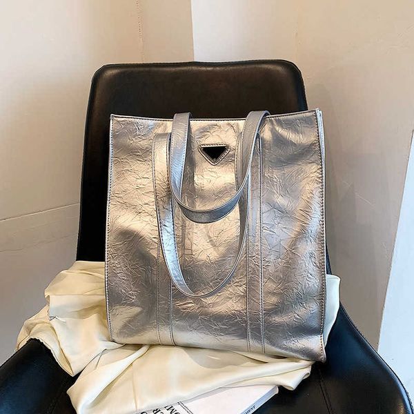 texture tote bag 2023 summer new women's personalized hand grab pattern handbag large capacity one shoulder tide purses
texture tote bag 2023 summer new women's personalized hand grab pattern handbag large capacity one shoulder tide purses