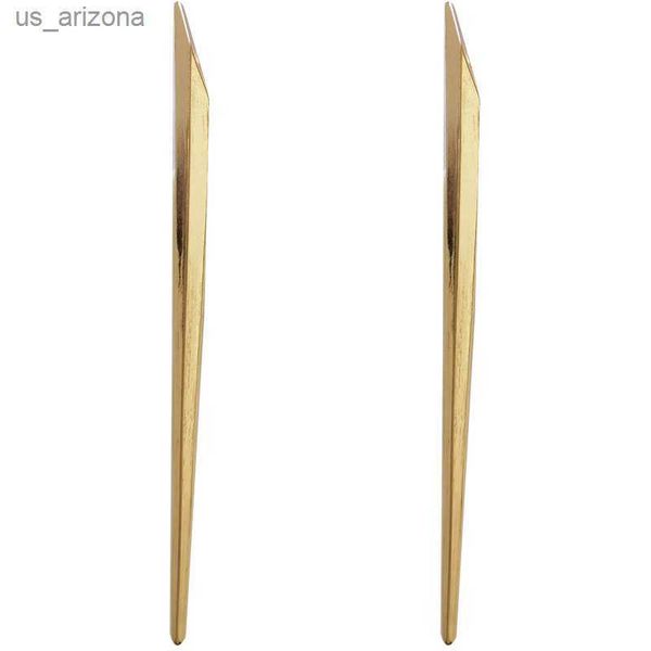 stylish statement earrings simple long gold color earrings for women hang pendant earrings charm modern jewelry l230620, Golden;silver
stylish statement earrings simple long gold color earrings for women hang pendant earrings charm modern jewelry l230620, Golden;silver