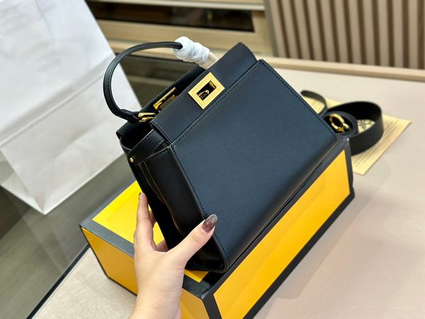 ladies designer classic totes handbag luxury elegant fashion bag for women travelling shoulder bags shopping tote female bag
ladies designer classic totes handbag luxury elegant fashion bag for women travelling shoulder bags shopping tote female bag