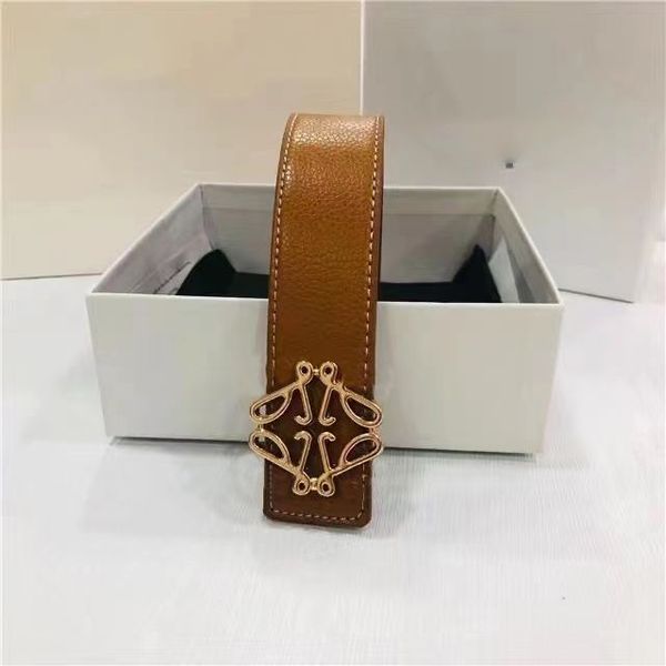 designer belt men's belts hollow out classic light luxury double sided embossed smooth buckle women's belt fashionable trend, Black;brown
designer belt men's belts hollow out classic light luxury double sided embossed smooth buckle women's belt fashionable trend, Black;brown