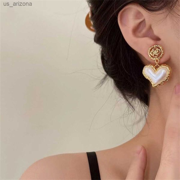 vintage gold-plated design stud earrings stylish premium sentiment love earrings niche temperament babes accessories lover gifts l230620, Golden;silver
vintage gold-plated design stud earrings stylish premium sentiment love earrings niche temperament babes accessories lover gifts l230620, Golden;silver