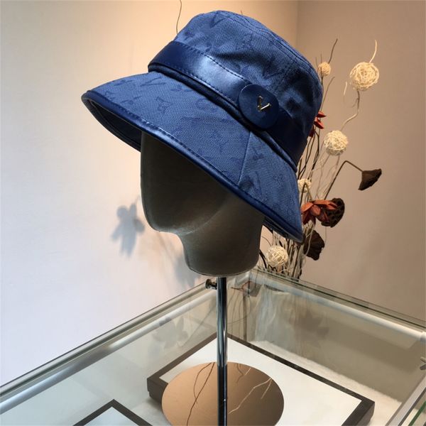luxury designer alphabet baseball cap bucket hat women's hat men's hollow embroidery sun visor fashion casual design square hat em, Blue;gray
luxury designer alphabet baseball cap bucket hat women's hat men's hollow embroidery sun visor fashion casual design square hat em, Blue;gray