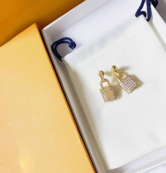 lock earrings charm for women fashion heart pendant earring ladies jewelry letters designer ear ring with box1764343, Golden
lock earrings charm for women fashion heart pendant earring ladies jewelry letters designer ear ring with box1764343, Golden