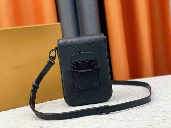 m81522 women's shoulder bag designer crossbody women's crossbody bag composite mini bag s lock versal durable wallet louisity life
m81522 women's shoulder bag designer crossbody women's crossbody bag composite mini bag s lock versal durable wallet louisity life