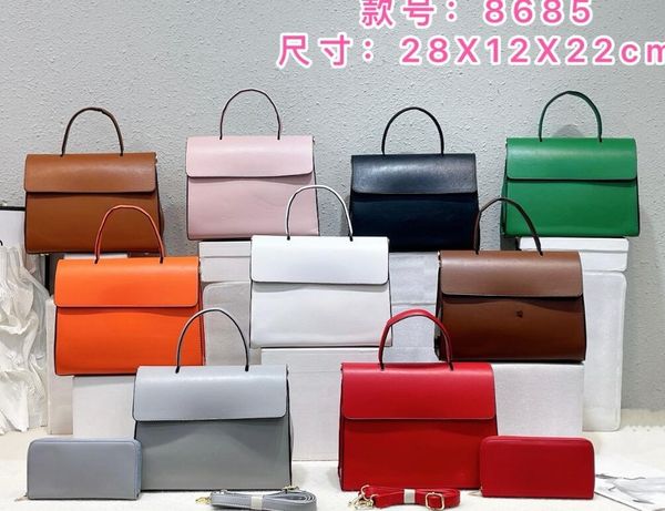 2023 luxury designer women shoulder bags chain crossbody fashion handbags female purse bag pattern series versatile
2023 luxury designer women shoulder bags chain crossbody fashion handbags female purse bag pattern series versatile