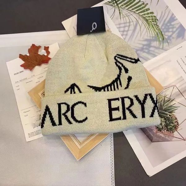luxury beanies designer winter bean men and women fashion design knit hats fall woolen cap letter jacquard warm skull hat high-quality, Blue;gray
luxury beanies designer winter bean men and women fashion design knit hats fall woolen cap letter jacquard warm skull hat high-quality, Blue;gray
