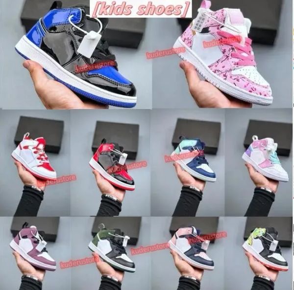 2023 kids shoes jumpman 1s boys basketball 1 shoe children black mid high sneaker chicago designer blue trainers baby kid youth toddler infa
2023 kids shoes jumpman 1s boys basketball 1 shoe children black mid high sneaker chicago designer blue trainers baby kid youth toddler infa
