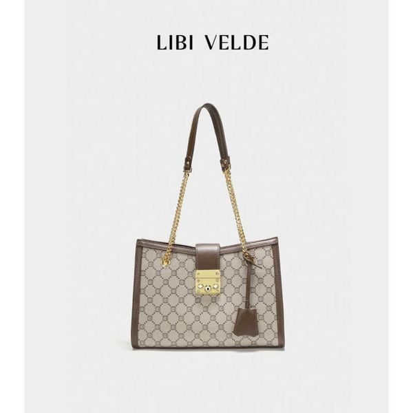 2023 factory direct sales new fashionable high capacity tote with advanced sense small number one shoulder chain underarm bag
2023 factory direct sales new fashionable high capacity tote with advanced sense small number one shoulder chain underarm bag