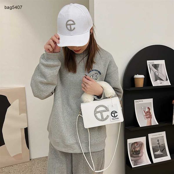 new bags 75% factory direct sales or retailwomenbags shoulder fashion trend women's small square msenger bag
new bags 75% factory direct sales or retailwomenbags shoulder fashion trend women's small square msenger bag