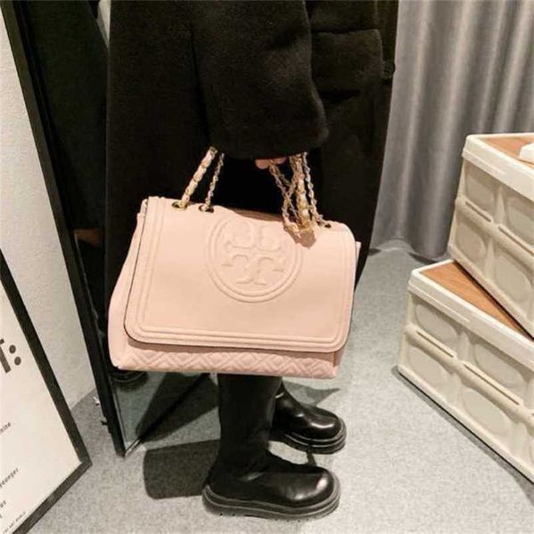 designer luxury bags can be and mixed batches cousin same style rhombic lattice solid color tassel
designer luxury bags can be and mixed batches cousin same style rhombic lattice solid color tassel