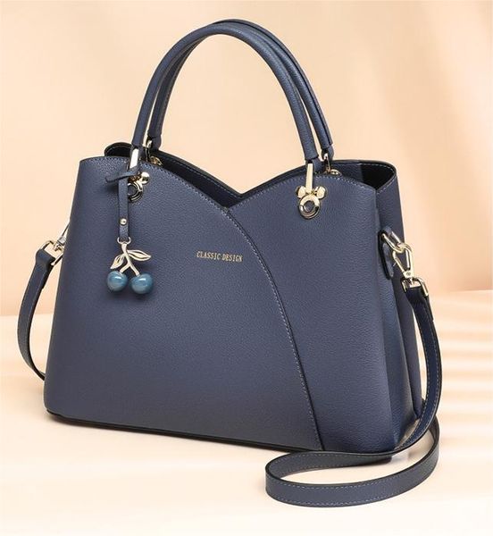 designer bag women's bag crossbody mom's bag genuine leather versatile advanced sense handheld commuting shoulder bag
designer bag women's bag crossbody mom's bag genuine leather versatile advanced sense handheld commuting shoulder bag