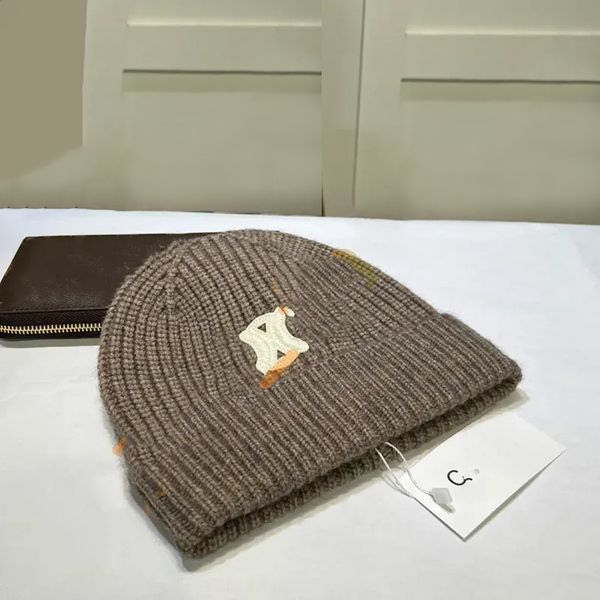 fashion designer beanie embroidered knitted hat wool woolen hat outdoor ski cap autumn and winter warm caps high-quality products, Blue;gray
fashion designer beanie embroidered knitted hat wool woolen hat outdoor ski cap autumn and winter warm caps high-quality products, Blue;gray