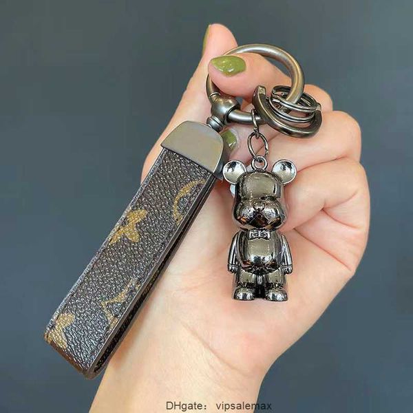 luxurys designers keychain car key chain solid color monogrammed keychains bear design versatile fashion leisure men women bag pendant acces, Silver
luxurys designers keychain car key chain solid color monogrammed keychains bear design versatile fashion leisure men women bag pendant acces, Silver