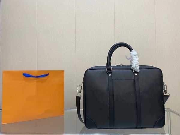 2023 new fashion luxury designer men and women universal briefcase luxury business brand enjoy notebook computer crossbody bag
2023 new fashion luxury designer men and women universal briefcase luxury business brand enjoy notebook computer crossbody bag