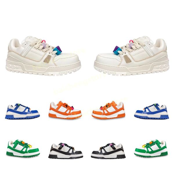 new training shoes trainer maxi sneaker designer sports shoes men and womenbuckle leather sports shoes board shoes couple fashion bread gree, White;red
new training shoes trainer maxi sneaker designer sports shoes men and womenbuckle leather sports shoes board shoes couple fashion bread gree, White;red