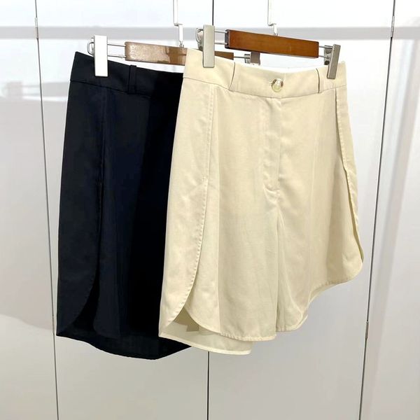 new t-oteme linen side split high waist wide leg shorts, White;black
new t-oteme linen side split high waist wide leg shorts, White;black