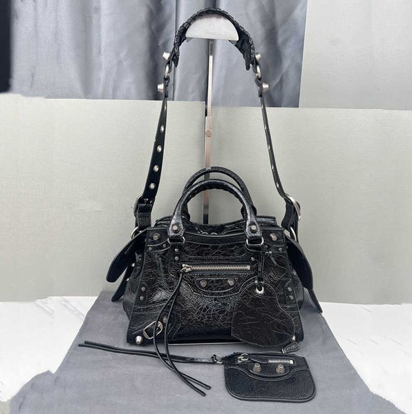 women lady neo cagole motorcycle shoulder bags luxury designers genuine leather crossbody clutch wallet purse pochette vintage for cool girl
women lady neo cagole motorcycle shoulder bags luxury designers genuine leather crossbody clutch wallet purse pochette vintage for cool girl