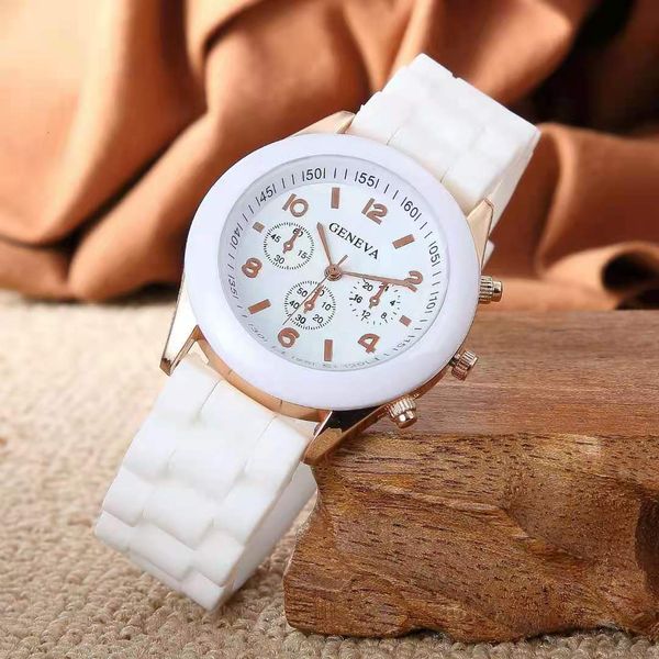 wristwatches simple silicone brand wokai casual quartz watch women crystal silicone watches relogio feminino wrist 230727, Slivery;brown
wristwatches simple silicone brand wokai casual quartz watch women crystal silicone watches relogio feminino wrist 230727, Slivery;brown