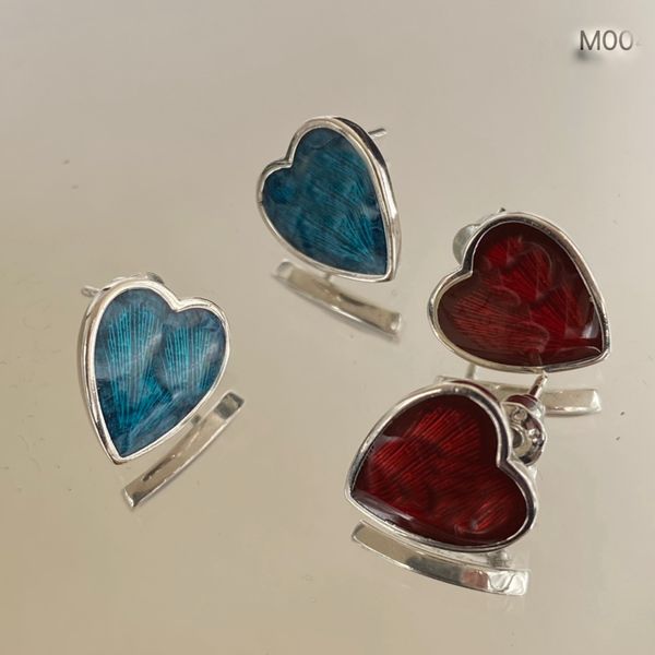 new simple and classic gold & silver heart shape love ear studs earrings designer for lovers women men couples fashion earring jewelry gift, Golden;silver
new simple and classic gold & silver heart shape love ear studs earrings designer for lovers women men couples fashion earring jewelry gift, Golden;silver