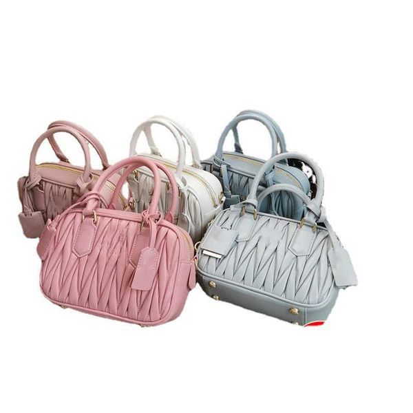 designer bags miu bag bowling shoulder cross fashion leather bag women bowling bag hobo clutch dz52
designer bags miu bag bowling shoulder cross fashion leather bag women bowling bag hobo clutch dz52