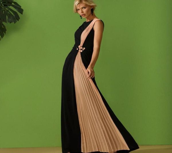 elegant mother of the bride dresses jewel neck a line ruffles wedding guest dress chiffon handmade flowers formal evening gowns6909906, Black;red
elegant mother of the bride dresses jewel neck a line ruffles wedding guest dress chiffon handmade flowers formal evening gowns6909906, Black;red