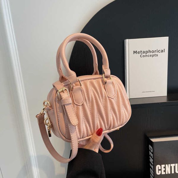 designer bags miu bag popular embroidery handbag women's western-style simple crossbody bag small square bag bowling bag hobo clutch kf
designer bags miu bag popular embroidery handbag women's western-style simple crossbody bag small square bag bowling bag hobo clutch kf