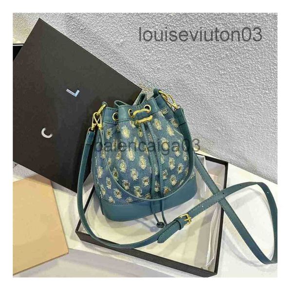 designer channel bag handbags beach crossbody the tote shoulder bag luxurys fashion brands man woman nylon leather messenger makeup green cc
designer channel bag handbags beach crossbody the tote shoulder bag luxurys fashion brands man woman nylon leather messenger makeup green cc