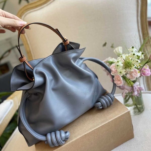 flamenco designers bags loewesy roewe's new fun bag multi functional five in one women's bag single shoulder bag crossbody bag han
flamenco designers bags loewesy roewe's new fun bag multi functional five in one women's bag single shoulder bag crossbody bag han