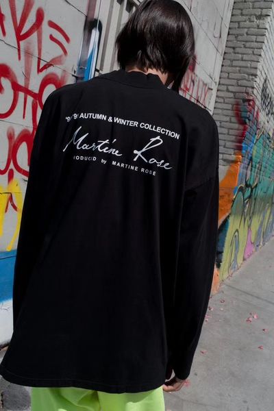 2023fashion martine rose brand letter print gilded splash-ink vintage high street loose o neck t-shirt, White;black
2023fashion martine rose brand letter print gilded splash-ink vintage high street loose o neck t-shirt, White;black