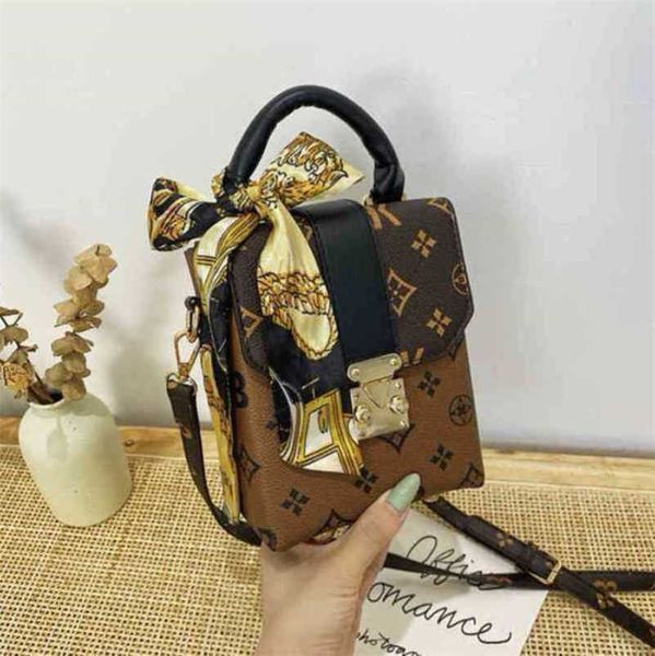 designer luxury bags minority old flower box female and portable style shoulder messenger
designer luxury bags minority old flower box female and portable style shoulder messenger