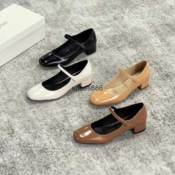 the row cow patent leather mary jane shoes with one line buckle thick heels four seasons single shoes for work and commuting high heels, Black
the row cow patent leather mary jane shoes with one line buckle thick heels four seasons single shoes for work and commuting high heels, Black