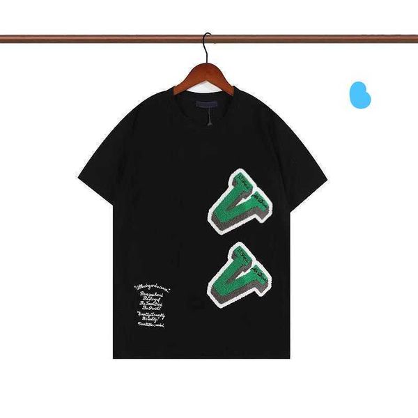 2023 men's t-shirts designer tees short sleeves luxury clothes summer leisure undershirt breathable printed coats high-quality clothing, White;black
2023 men's t-shirts designer tees short sleeves luxury clothes summer leisure undershirt breathable printed coats high-quality clothing, White;black