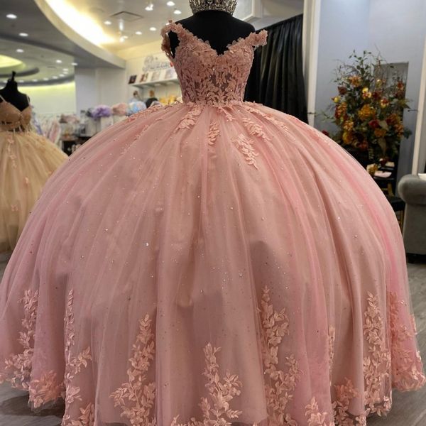pink v-neck shiny quinceanera dresses ball gown lace appliques sleeveless sweet 16 dress party gown vestidos de 15 quinceanera, Blue;red
pink v-neck shiny quinceanera dresses ball gown lace appliques sleeveless sweet 16 dress party gown vestidos de 15 quinceanera, Blue;red
