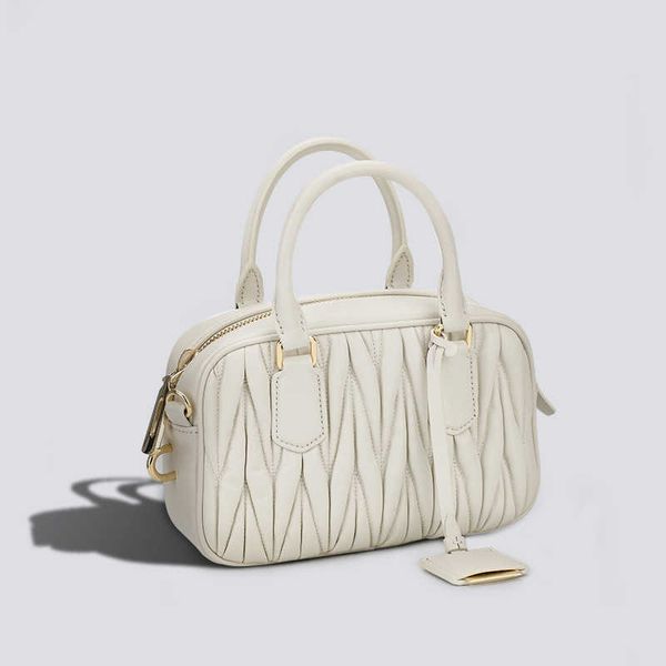 designer bags miu bag wrinkled leather bag women's fashion commuter sheepskin portable shoulder bag wrinkled bowling boston bag bowling
designer bags miu bag wrinkled leather bag women's fashion commuter sheepskin portable shoulder bag wrinkled bowling boston bag bowling